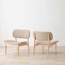 くつろぎの質感とデザイン 天然木ダイニングチェア 2脚セット (ベージュ)