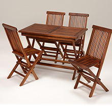高品質なチーク材を贅沢に使用した室内外兼用折り畳み式 テーブル