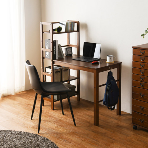 ワンルームや一人暮らしの方のお部屋にもピッタリな 棚付デスク
