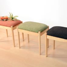 サブチェアやキッズチェアとして便利 ファブリックスツール ベージュの