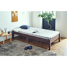 お部屋に木の温もりとモダンさをプラスする シンプルすのこベッド