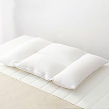 低アレルゲンで安心 リッチホワイト寝具 新触感サポート枕の詳細
