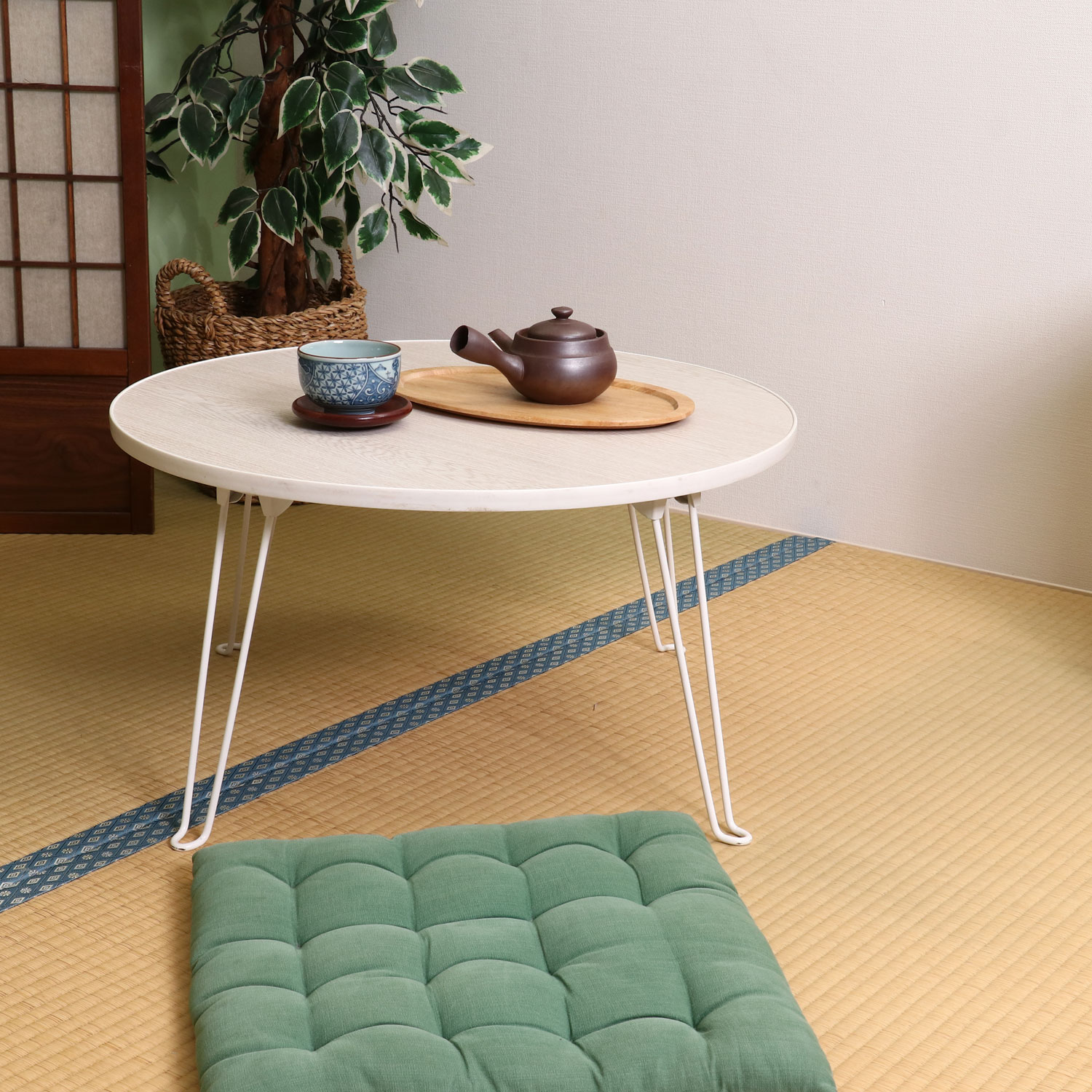 【6/8までお値下げ！】BoConcept ローテーブル　ホワイト q5817.jpg