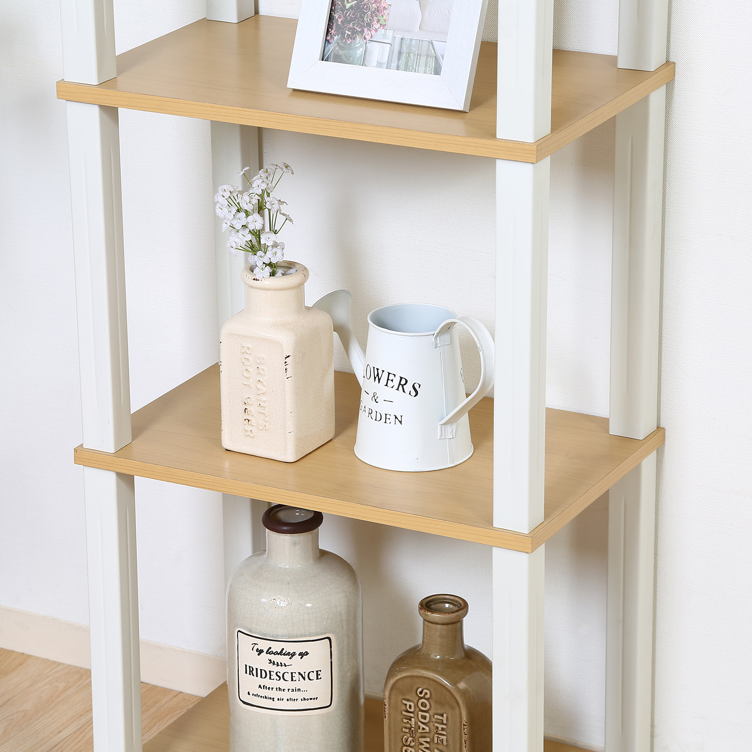 シンプルなのでどんな場所にもフィットする 4段ラックの詳細 | カヴァース