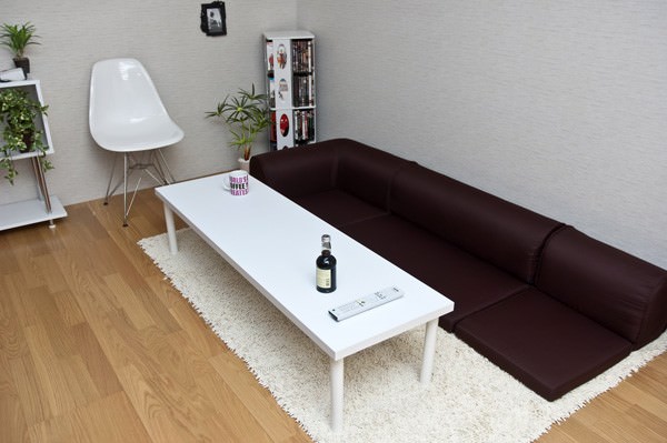 都会的クールなお部屋にぴったり フリーローテーブル 幅150cmの