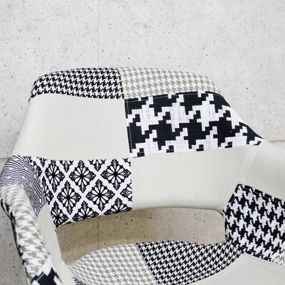 お部屋全体の雰囲気を明るくする パッチワークデザインチェアの詳細