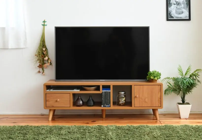 【ナチュラルカラーの床】お部屋に合う木製家具の色は？